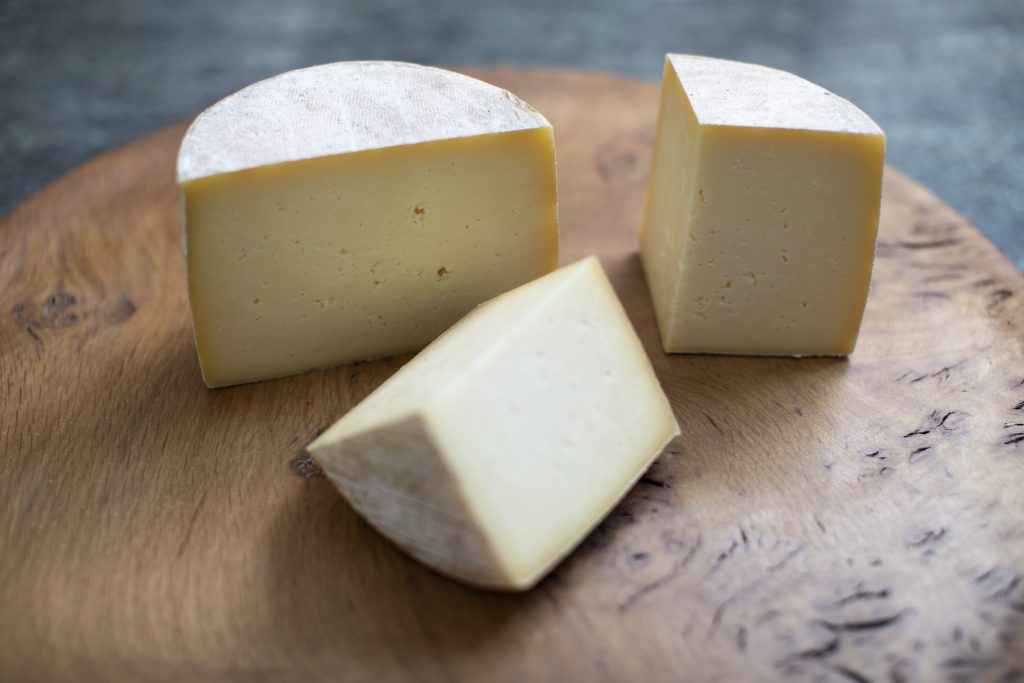 Stithians cheese cut to show texture